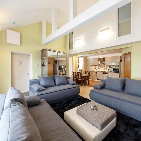 Daugavaluxapartments Free Parking Appartamento